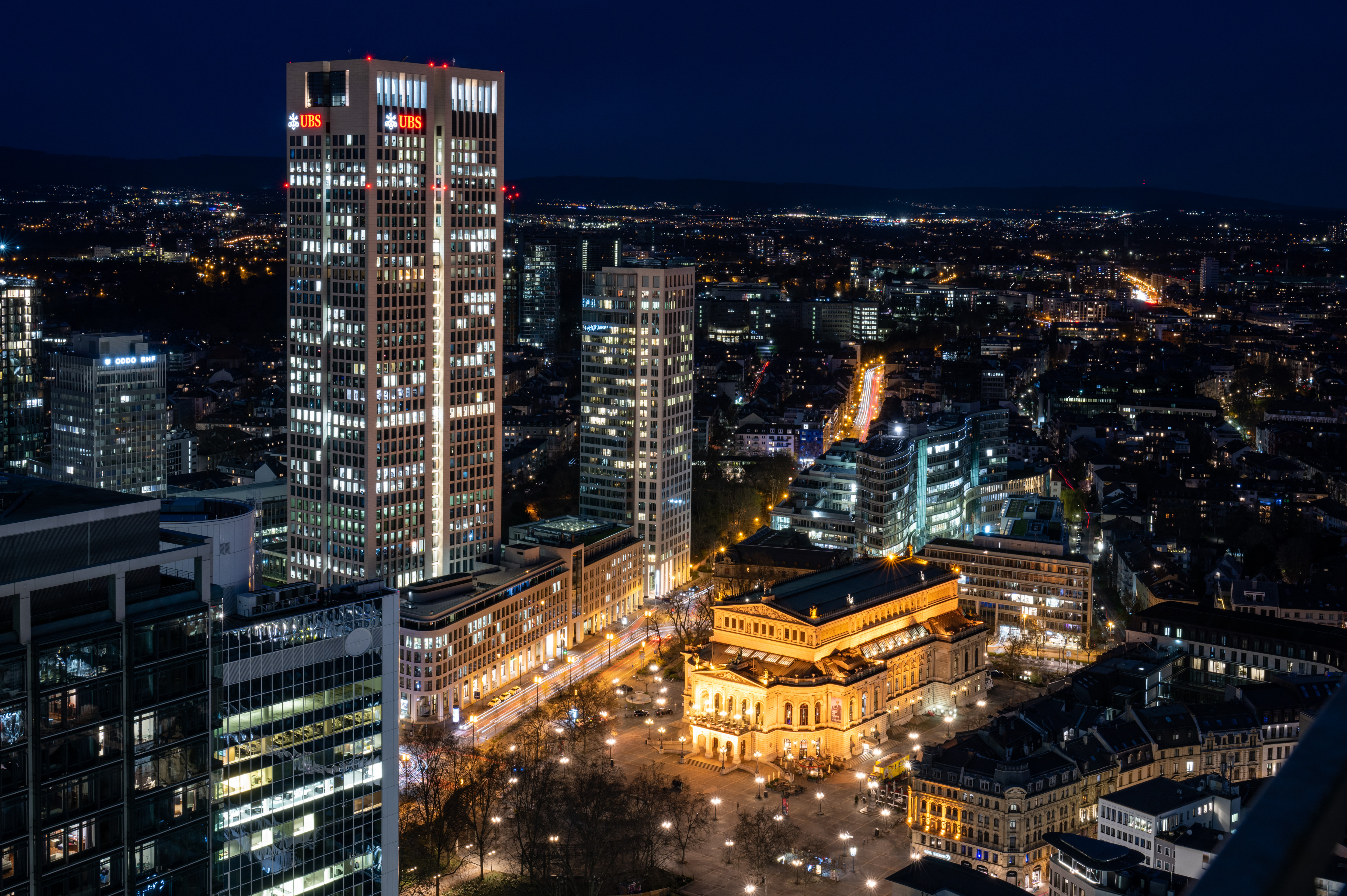 Blick aus dem FOUR auf die Frankfurter Oper